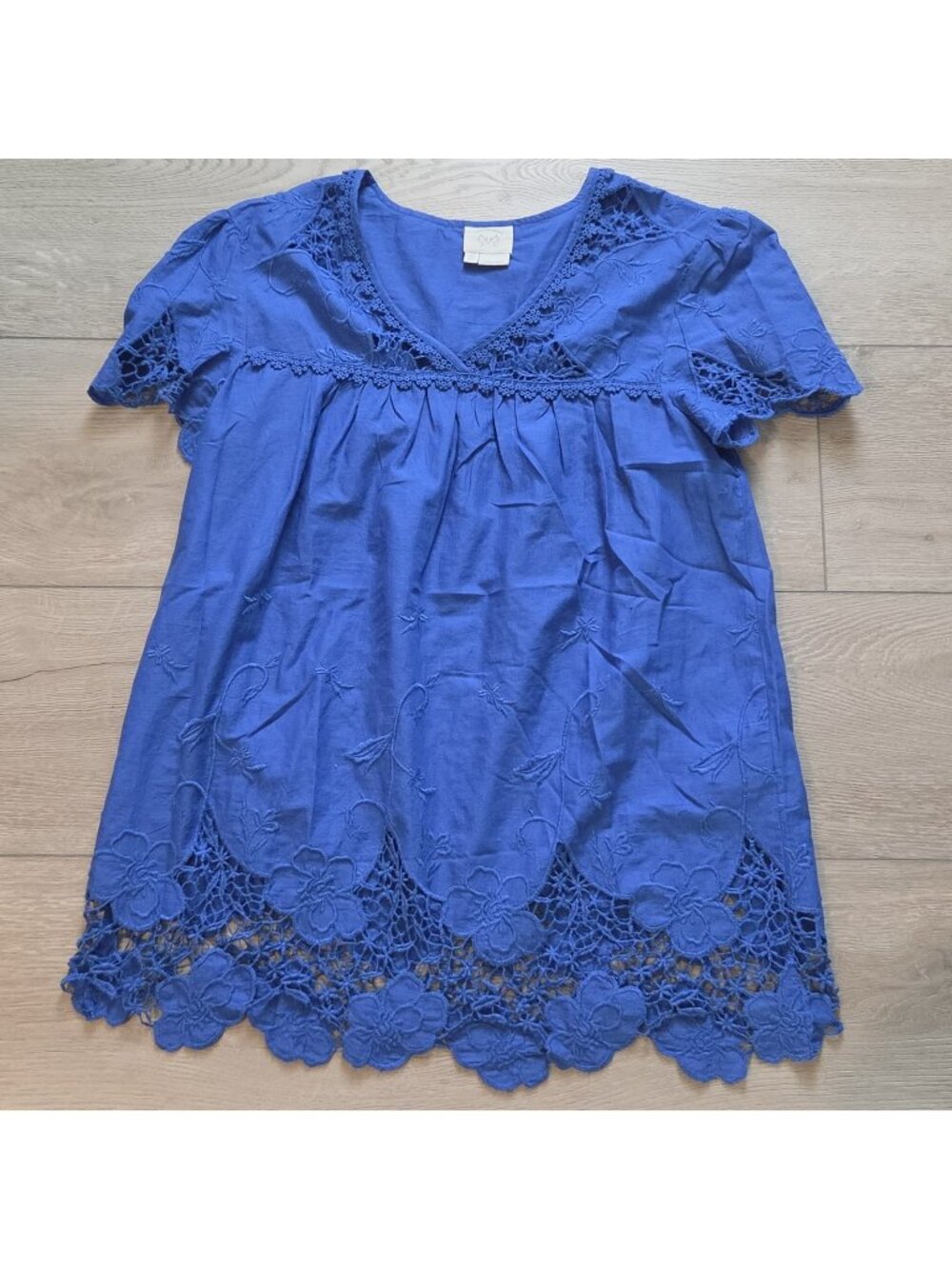 Anthropologie Vanessa Virginia Blue Embroidered Short Sleeve Top Womens 10